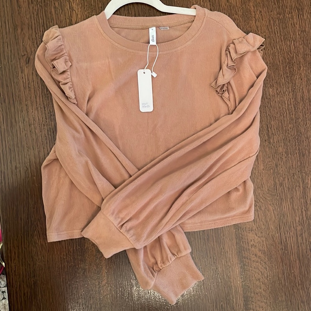 Cropped soft sweater